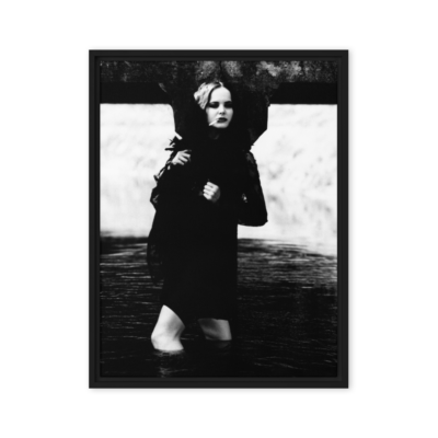 framed-canvas-(in)-black-24x32-front-6a8d6822da313 Moxie