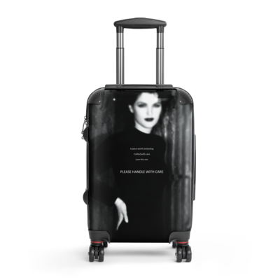 suitcase-black-small-front-6a8ab5e1a4ae8.png Omorfi